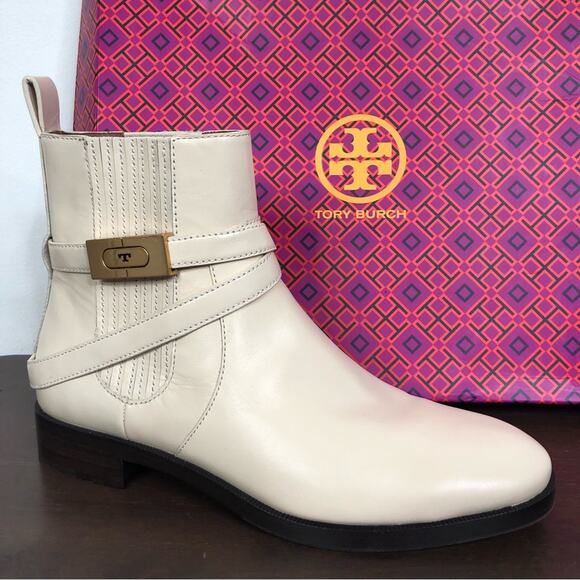 NEW Tory Burch T Hardware Leather Chelsea Boots in Dulce De Leche Size 9.5M - Picture 1 of 11